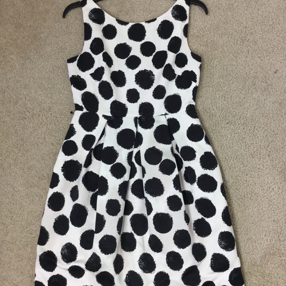 Eliza J/Fit & Flare Dress Size 4 White Black Polka